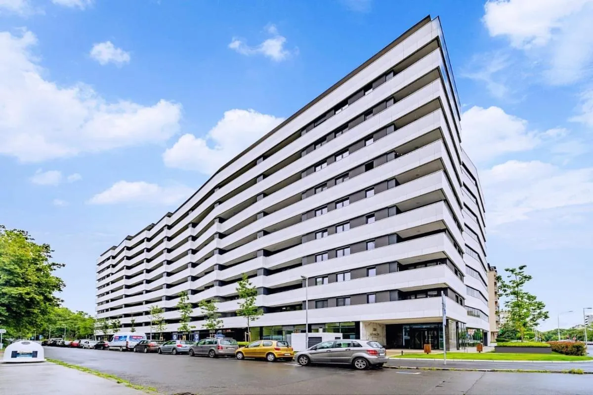 Kennedy Residence Belgrade — 3
