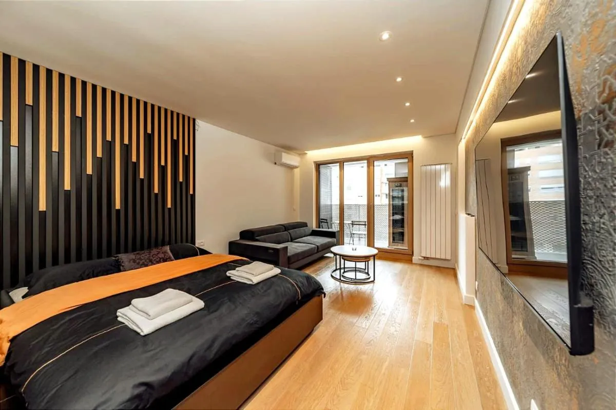 Kennedy Residence Belgrade — 2