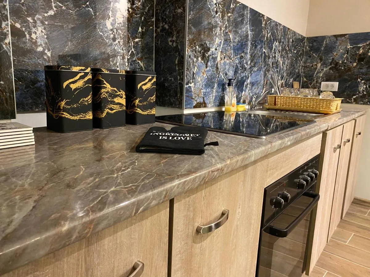 King Milans Apartment — 2