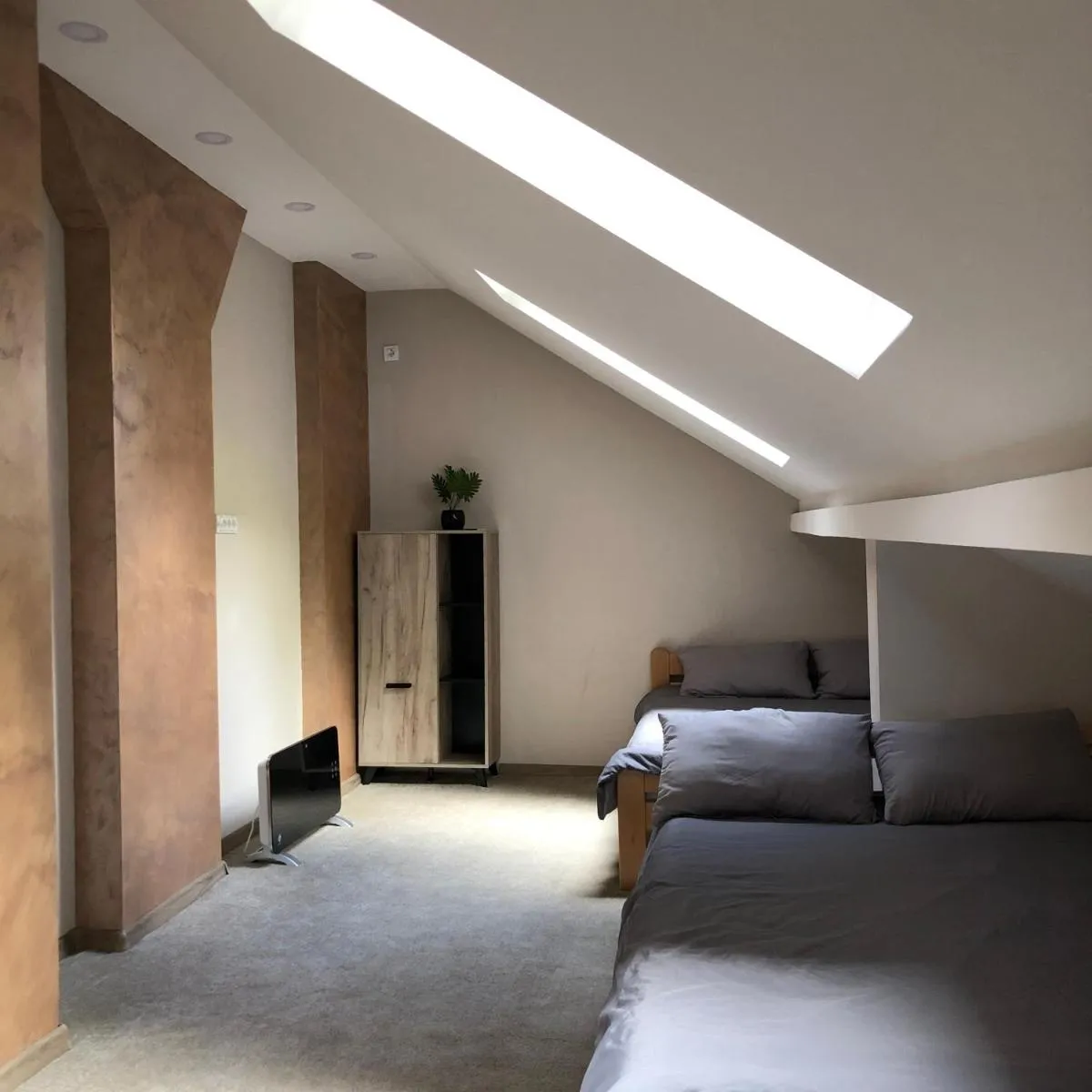 King Milans Apartment — 4
