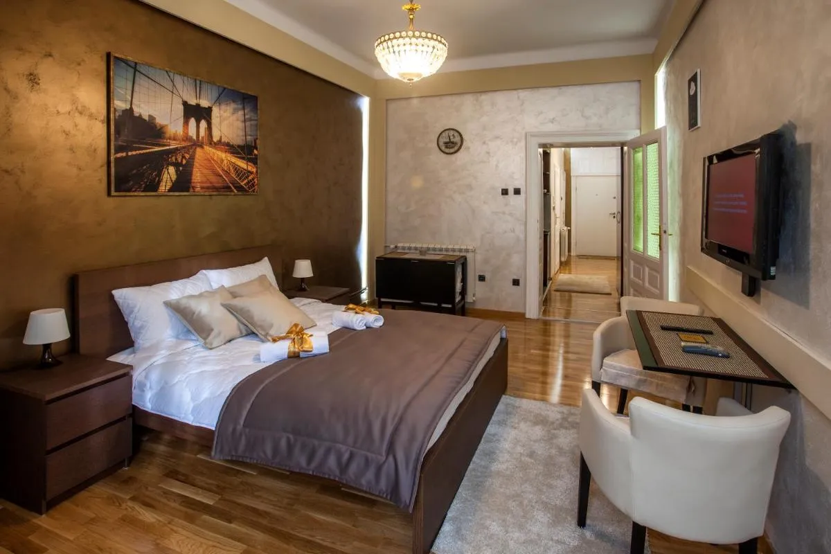 Knez Mihailova Apartman — 5