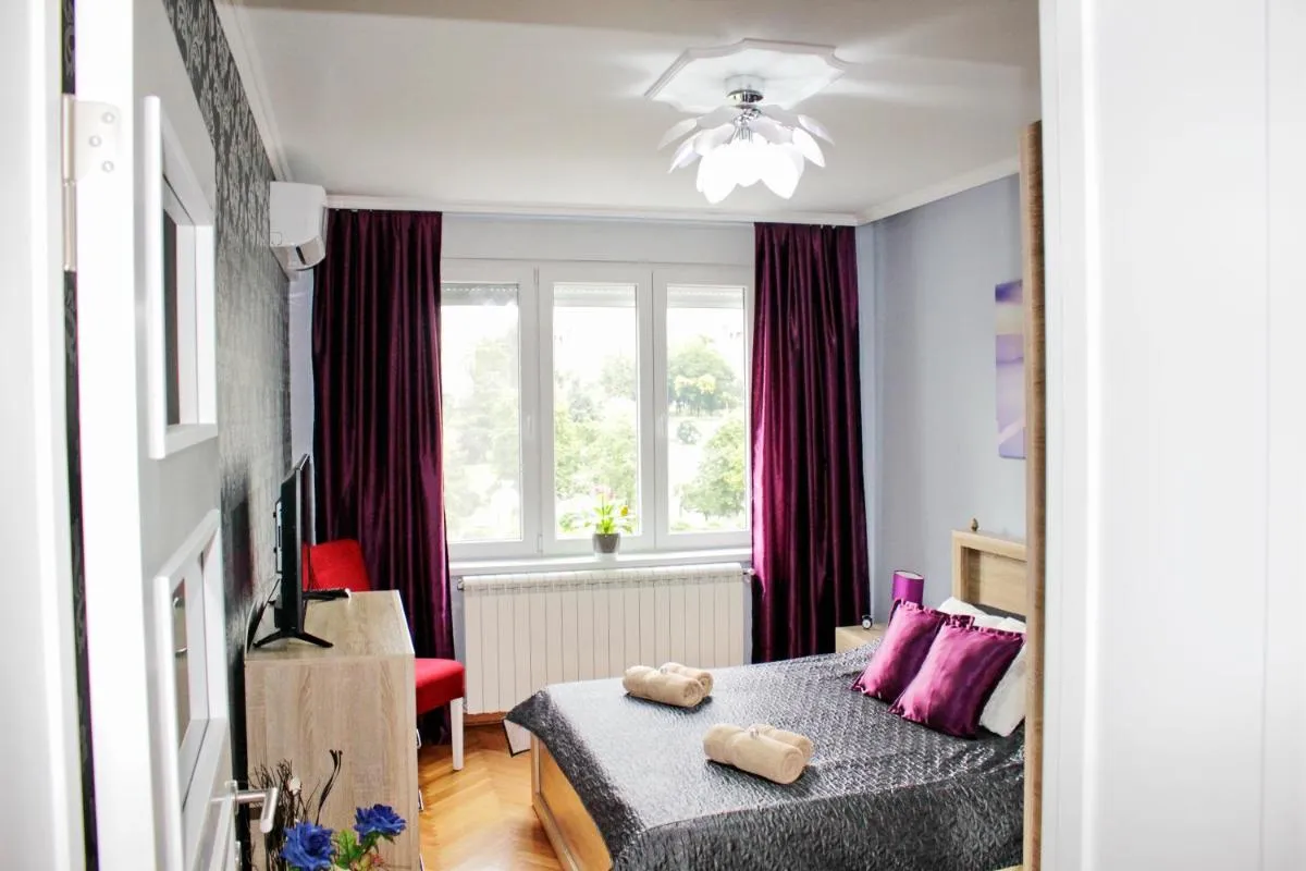 Kristi Lux Apartment Center Free Parking Fast WiFi — 2