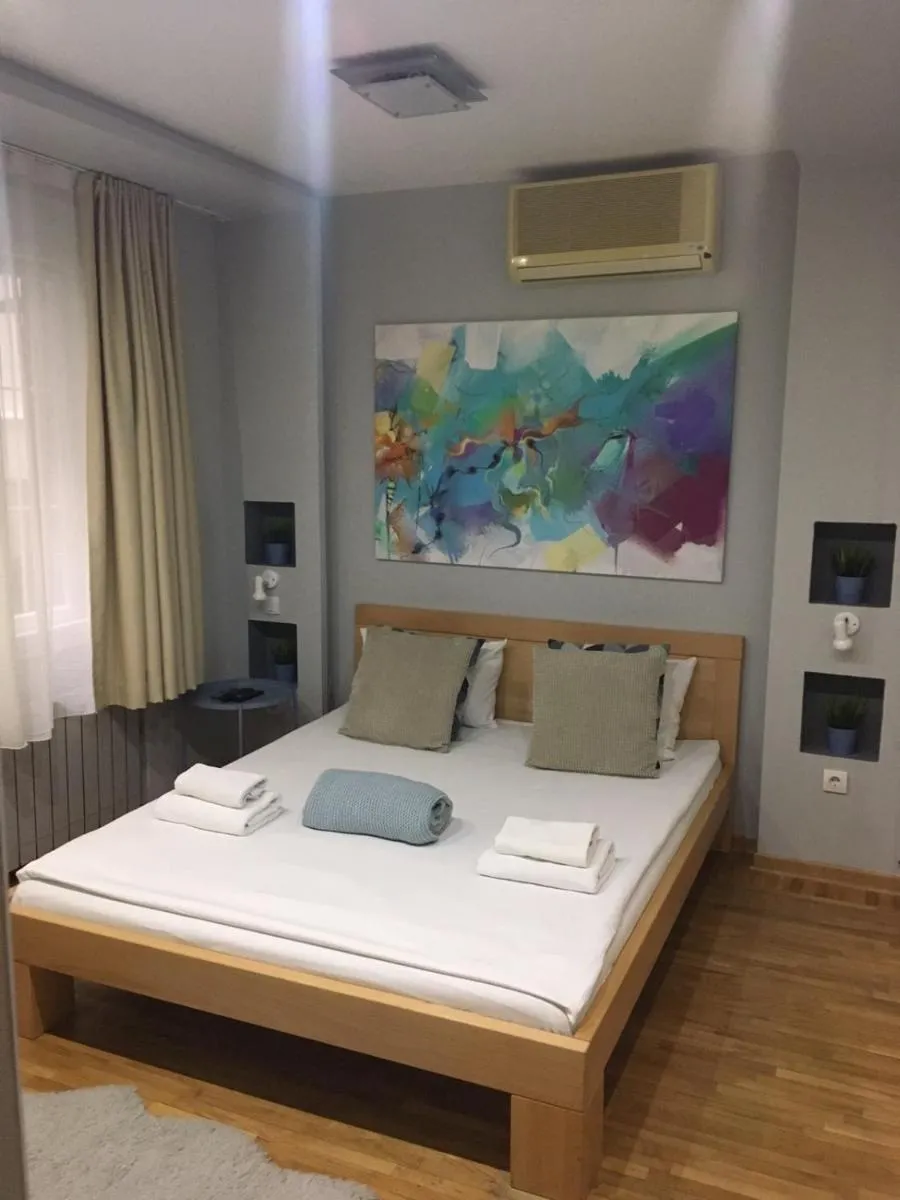 L9 Top Central Rooms and Apartments 2 — 5