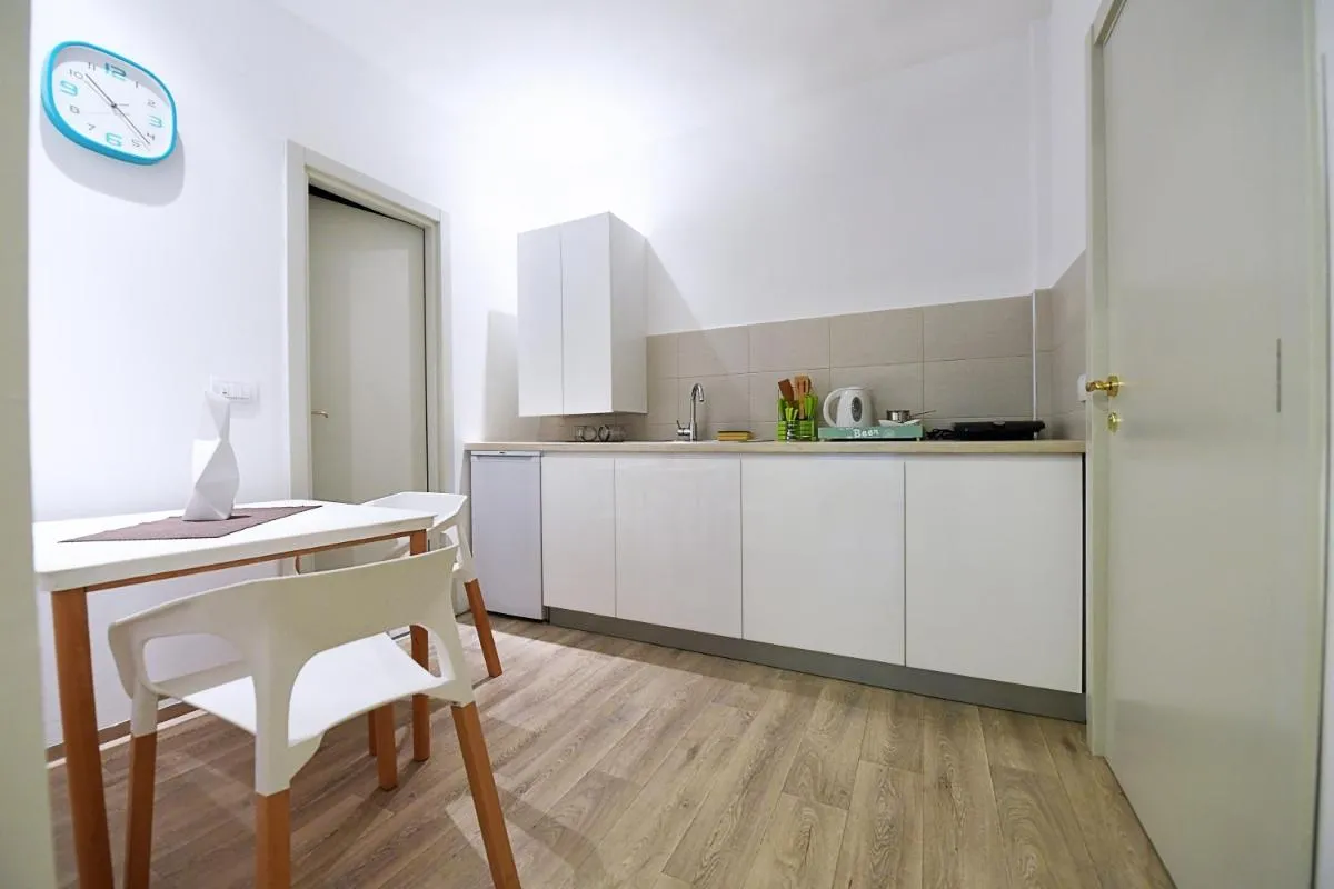 L9 Top Central Rooms and Apartments 2 — 2