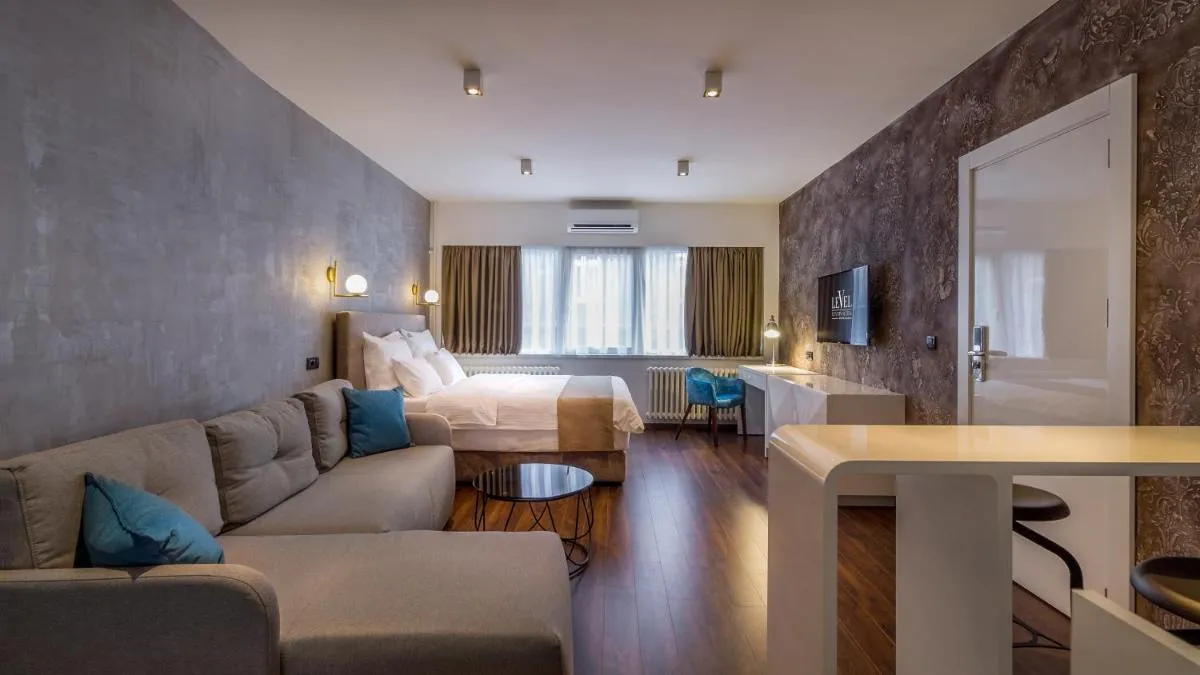 Level Luxury Suites — 2