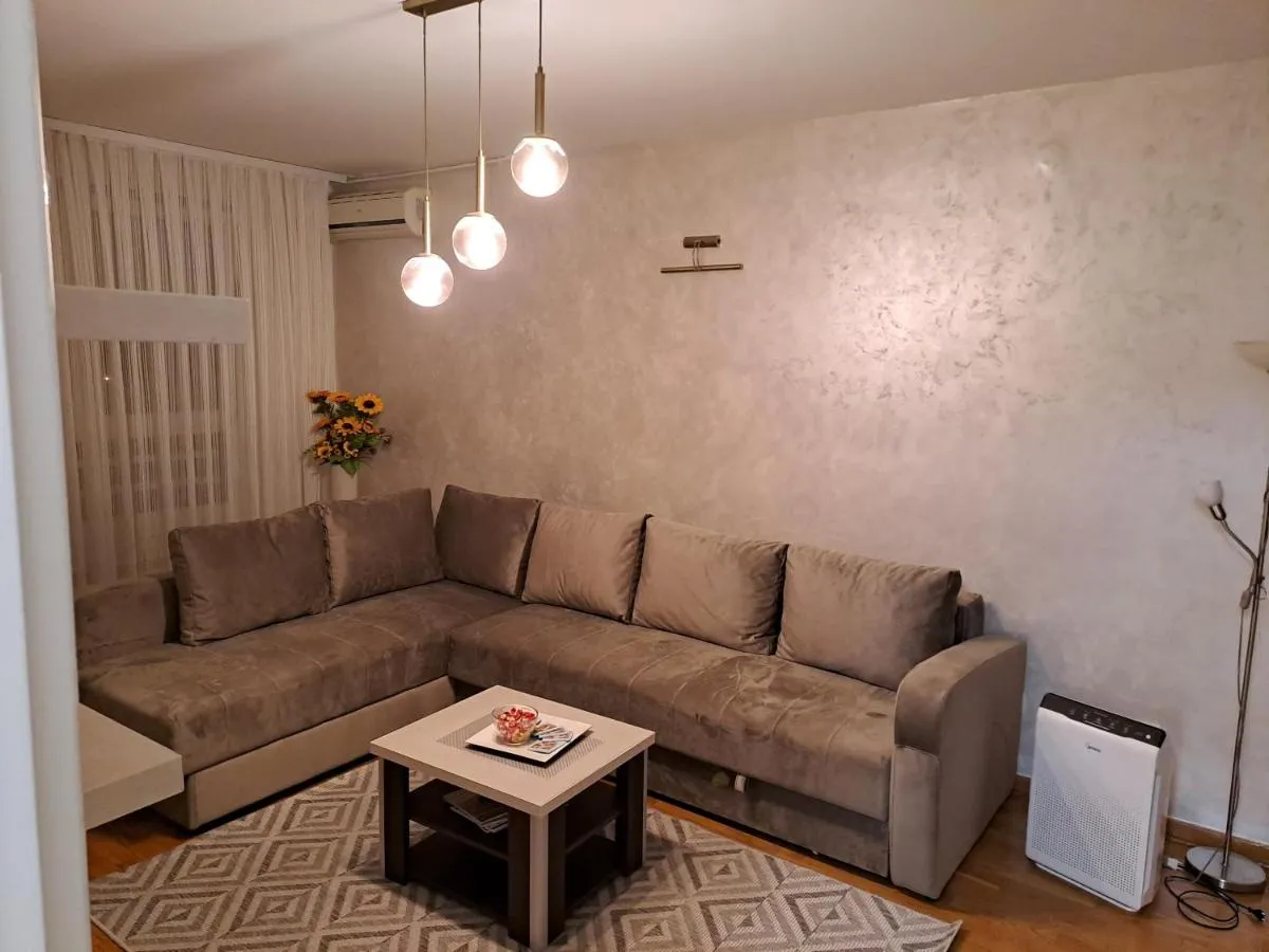 MANHATTAN APARTMAN Belvil — 3