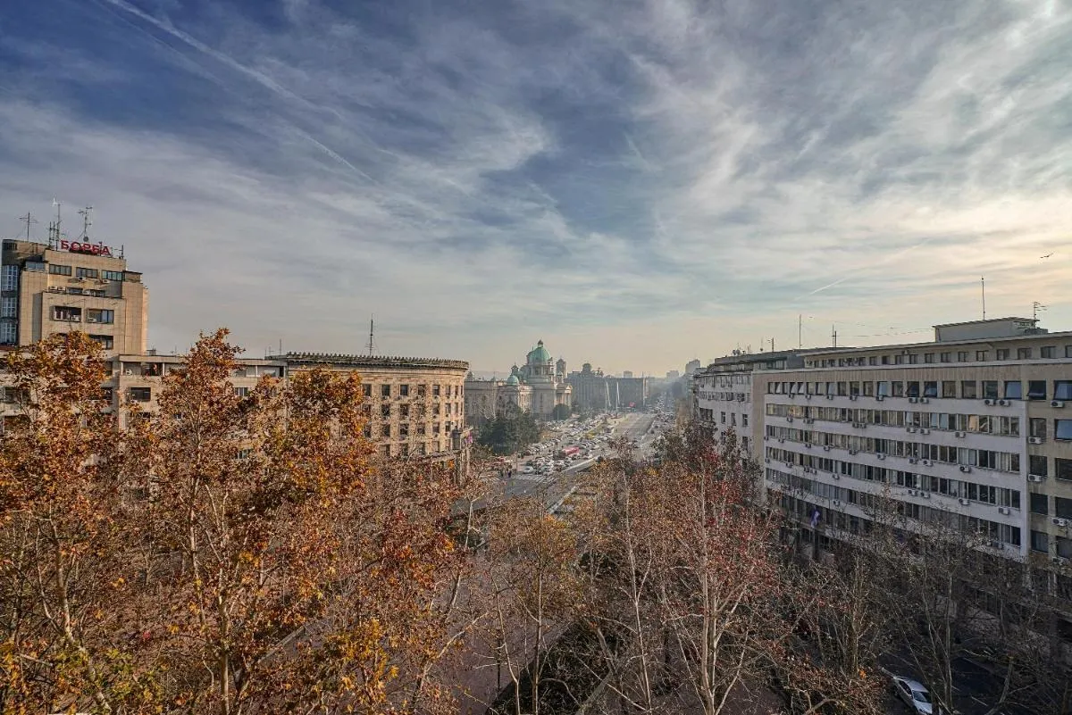 Maccani Black Luxury Suites — 5