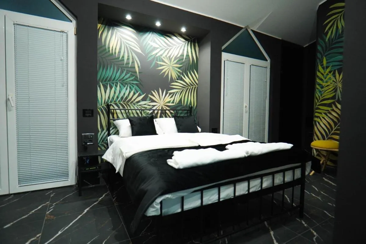 Magic Apartments with jaccuzzi and sauna — 2