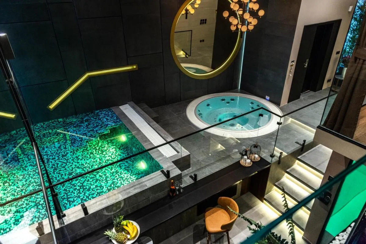Marconio Wellness Private Pool & SPA – City Center — 4