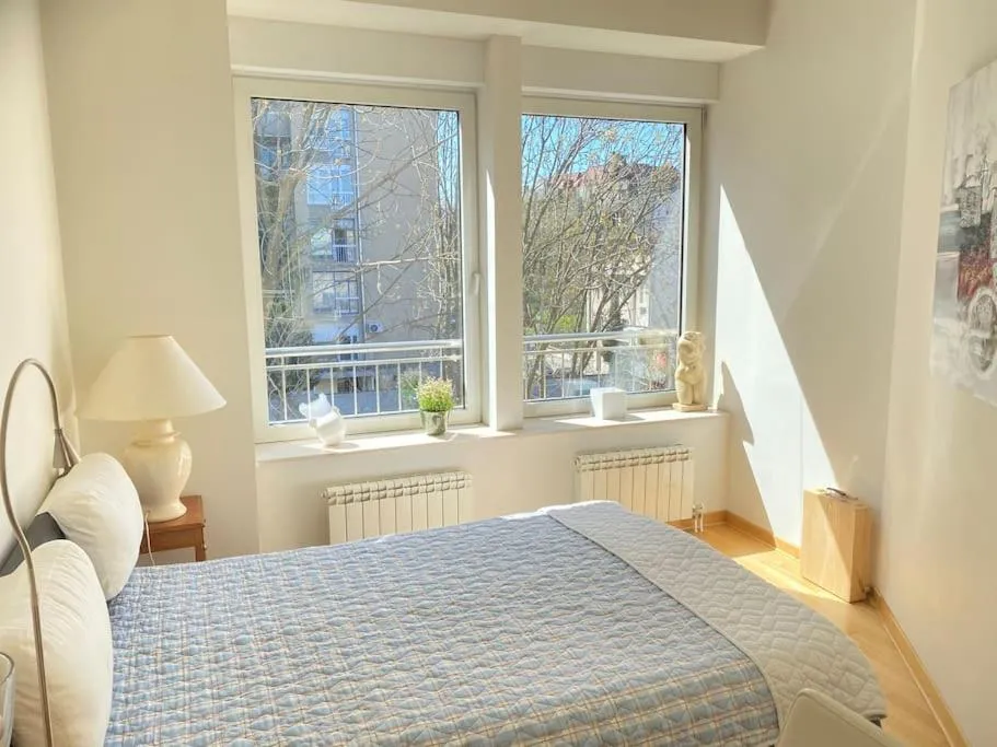 Modern apartment, 24/7 security, free parking — 2