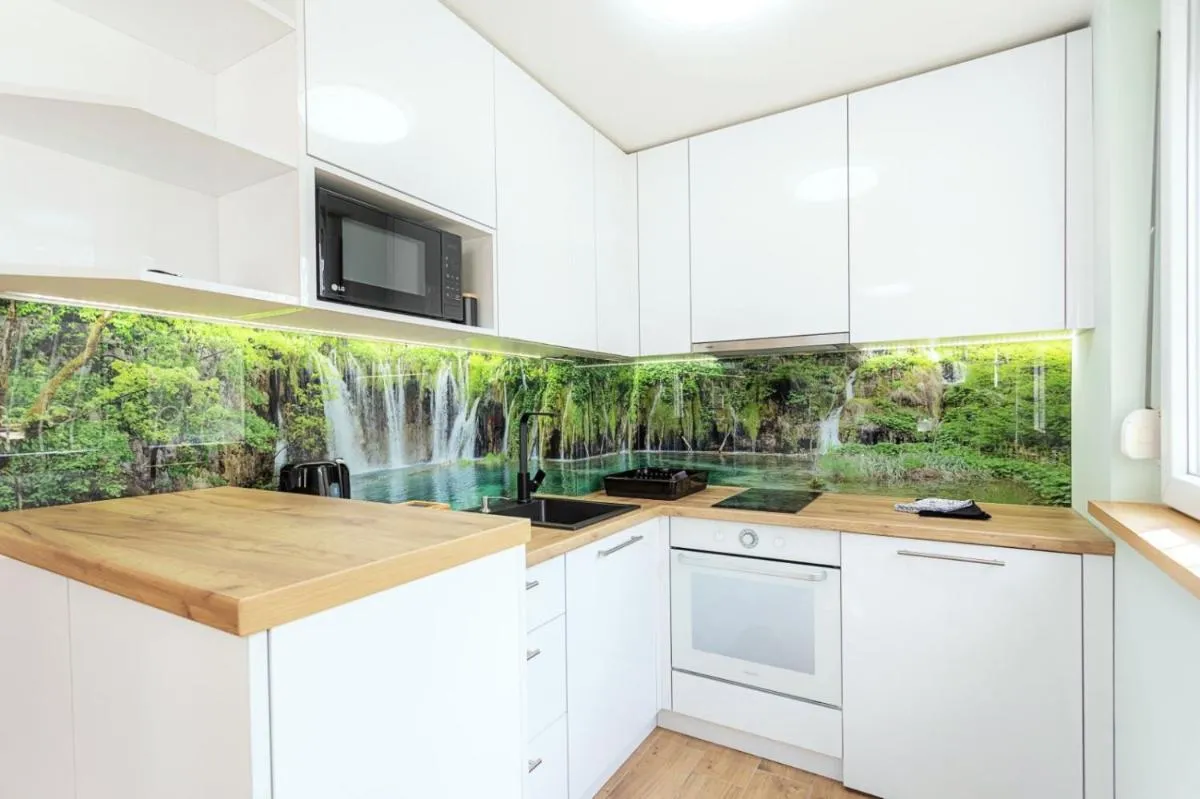 Morning Wood Spa Apartment — 4