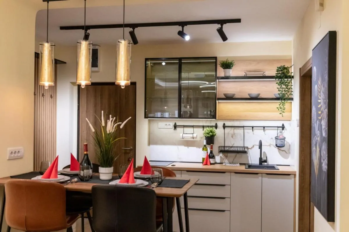 N10 Apartment — 5