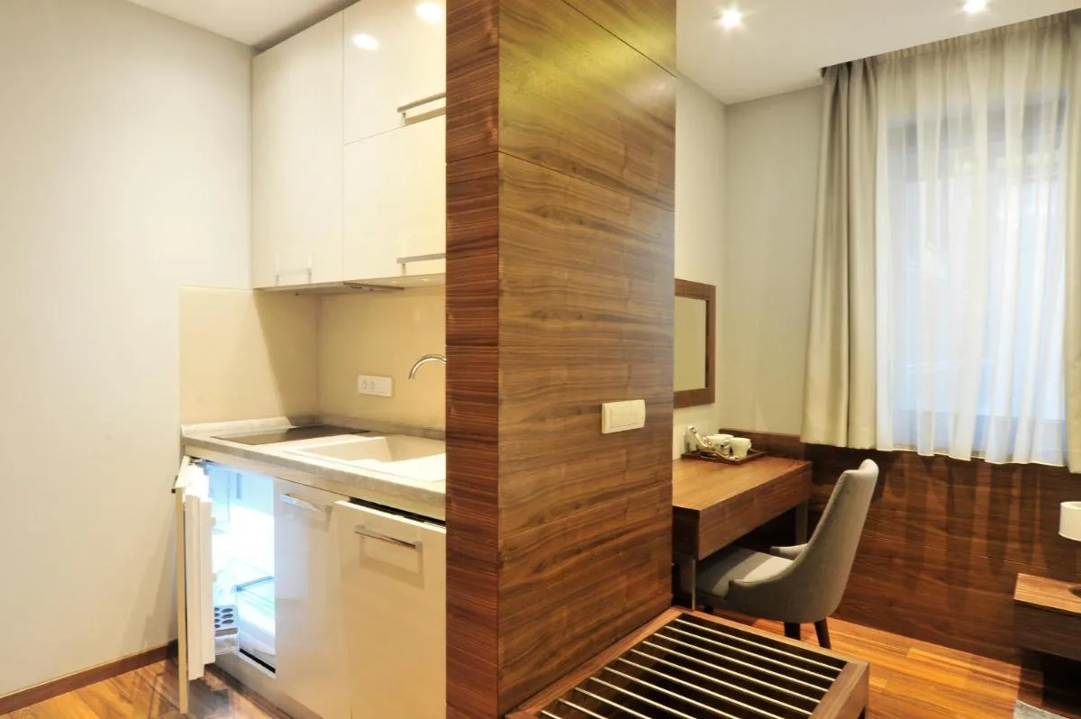NV Luxury Suites & Spa — 3