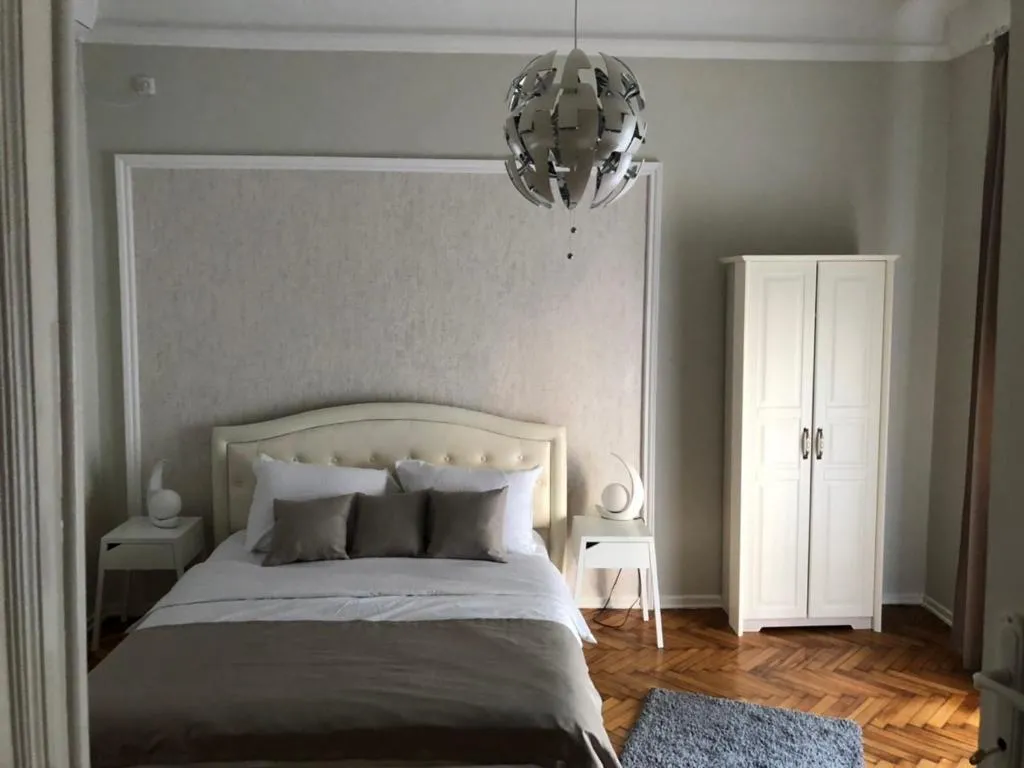 Natalie’s Residence