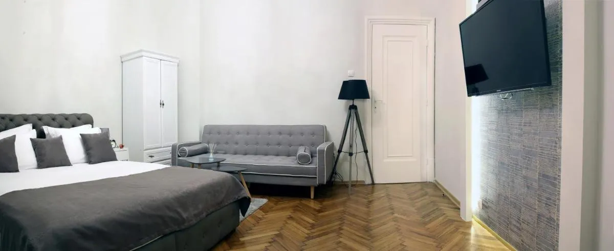 Natalie’s Residence — 5