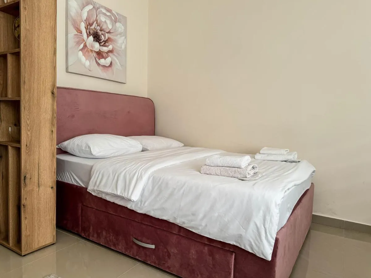 Old Town Central Apartment — 5