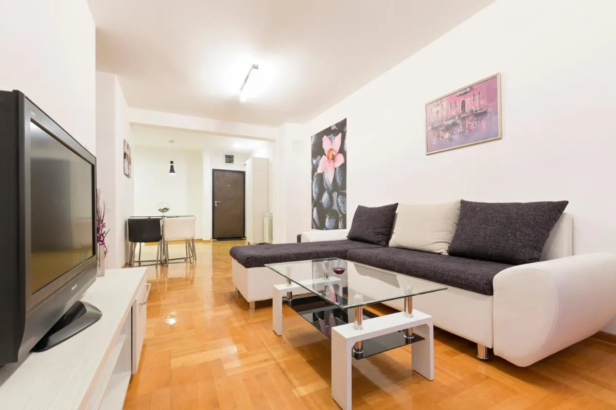 Prima Apartmani Beograd — 2