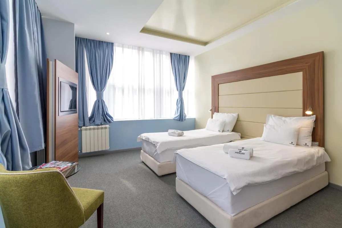Privilege Suites by Central Park — 2