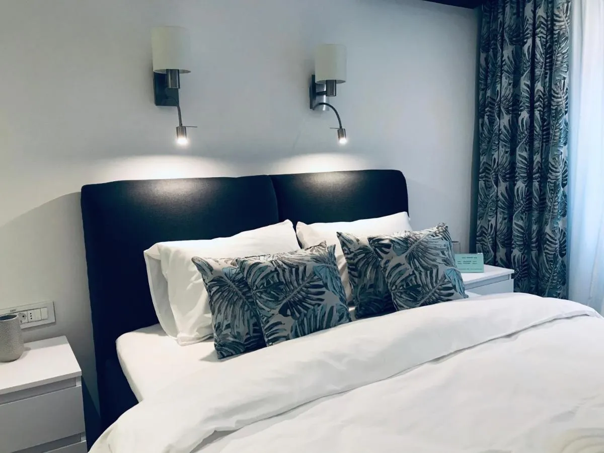 SLAVNA Luxury & Modern Near the Fortress — 5