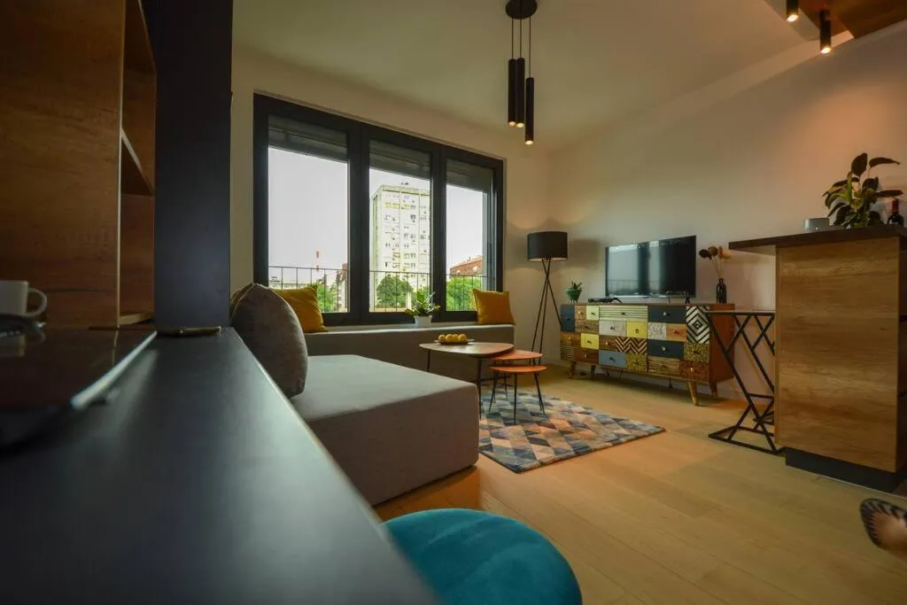 STUDIO K district (central BG+private parking) — 5