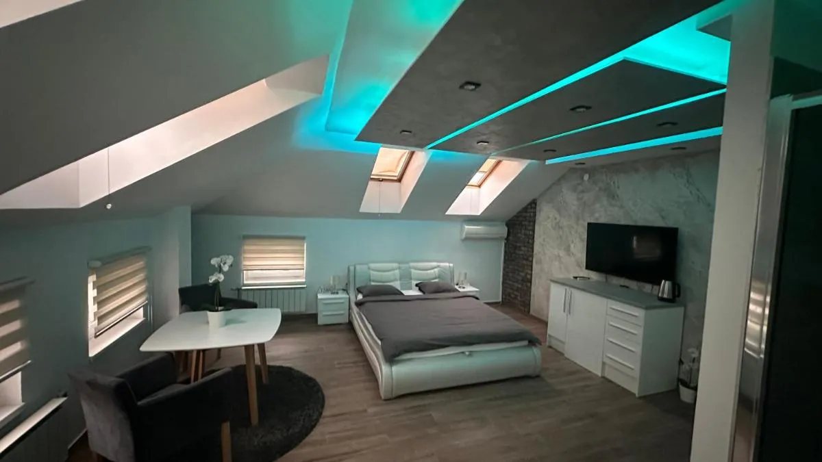 Seti gorgeous apartments with jacuzzi — 3