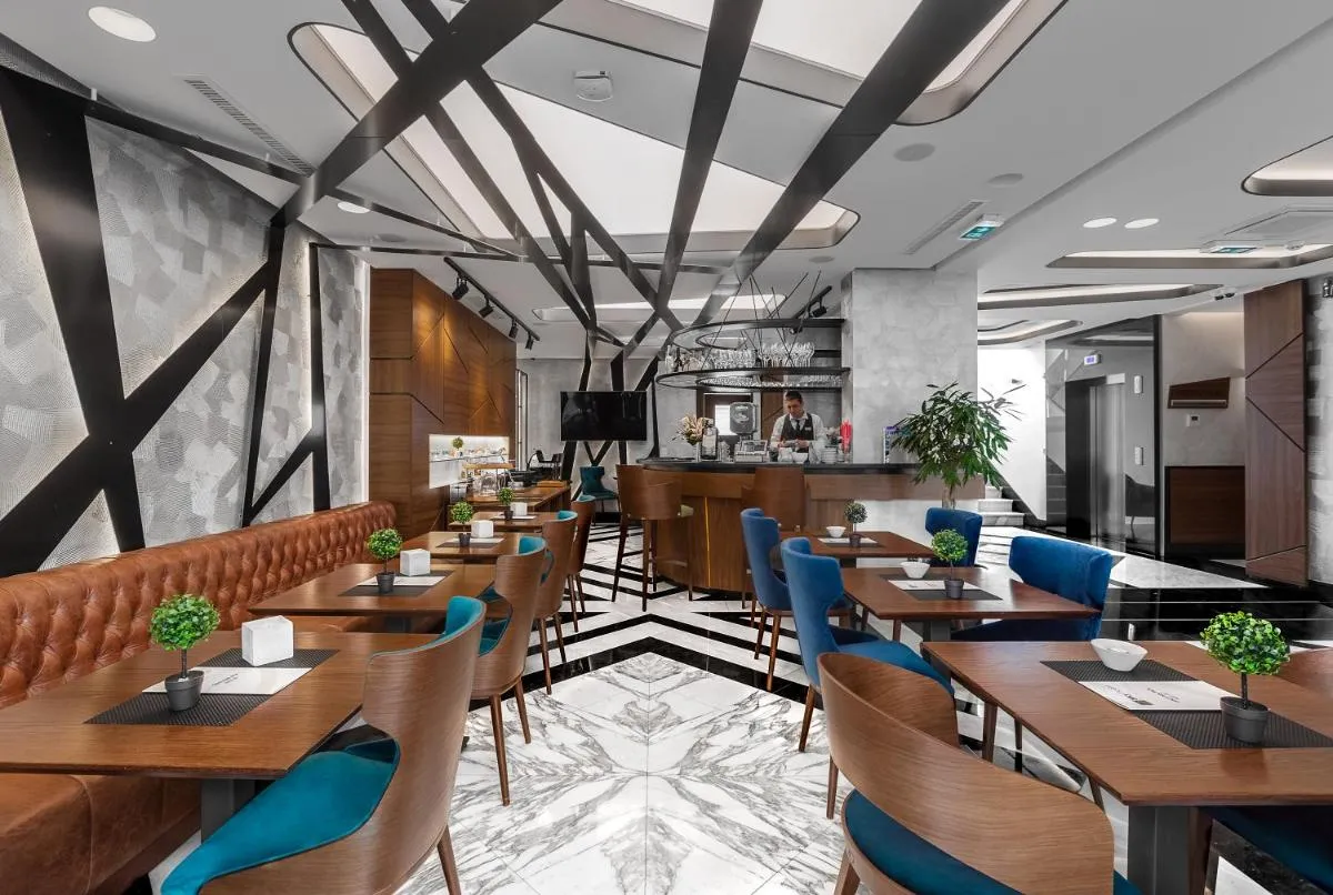 Sky Hotel — 5