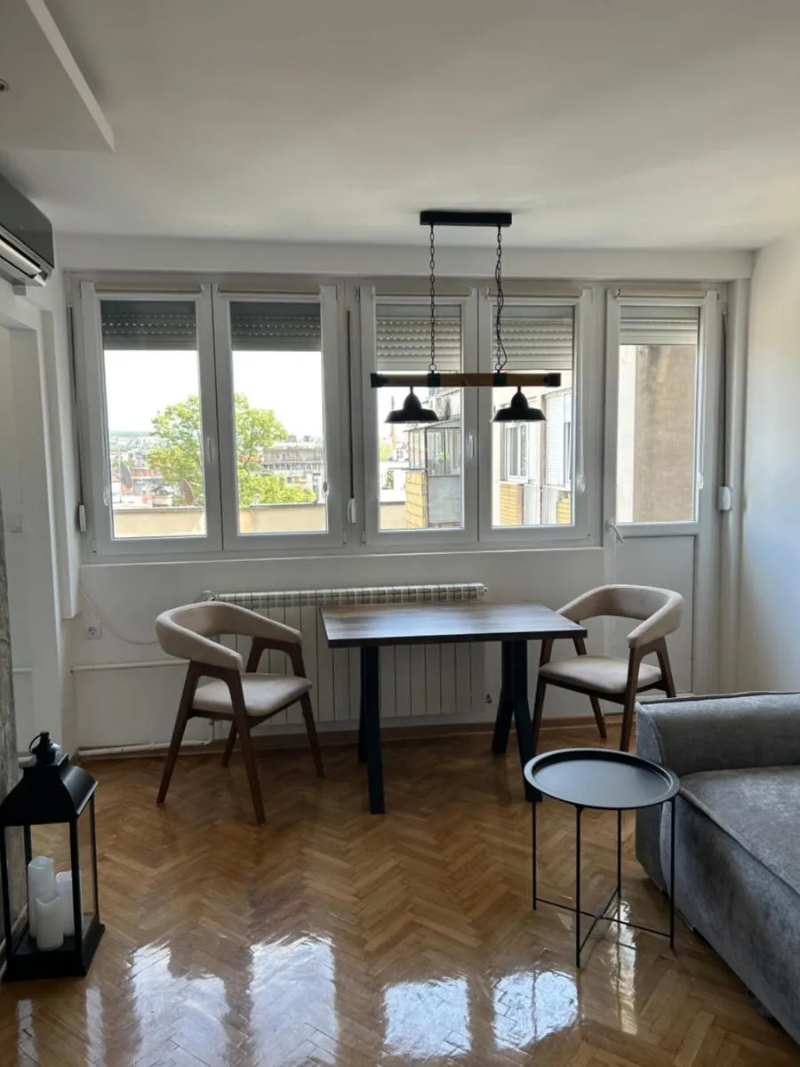 Sunny city center apartment — 4