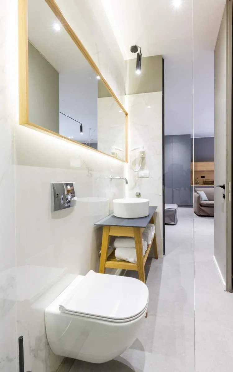 Teanna Lux Apartments — 4