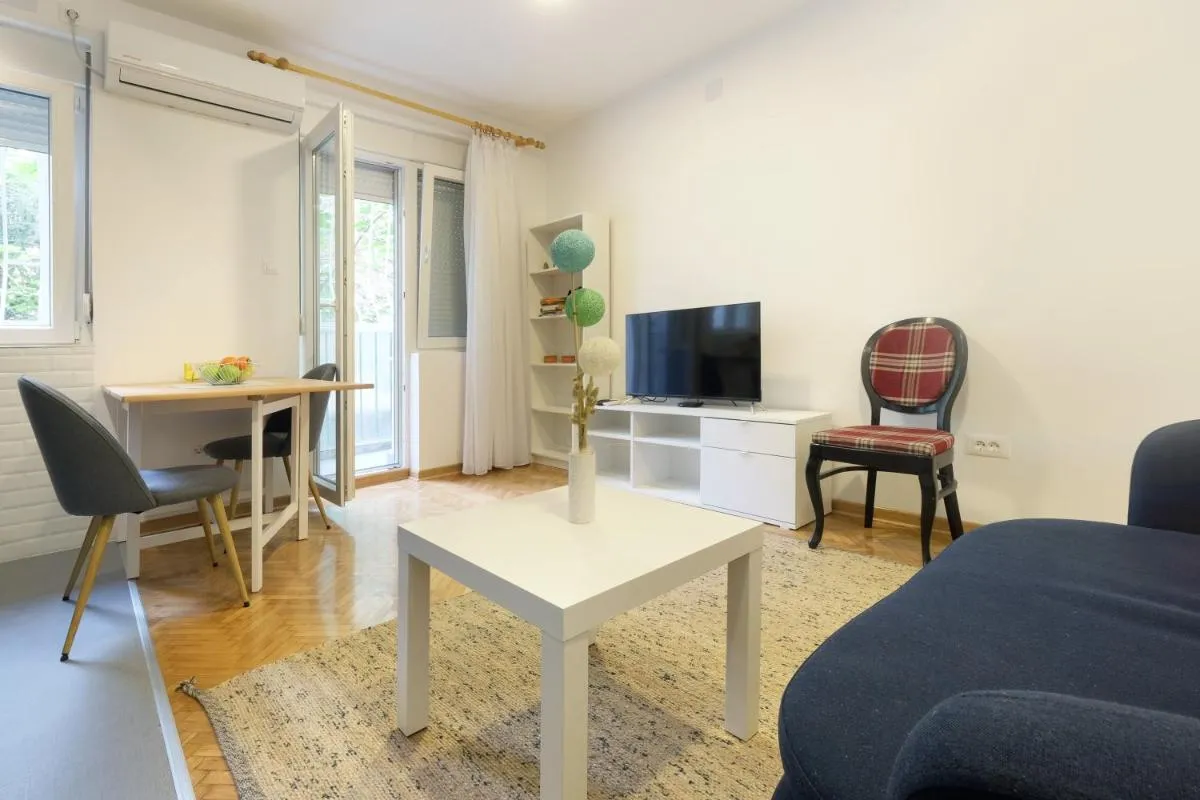 The 7 Apartment — 5