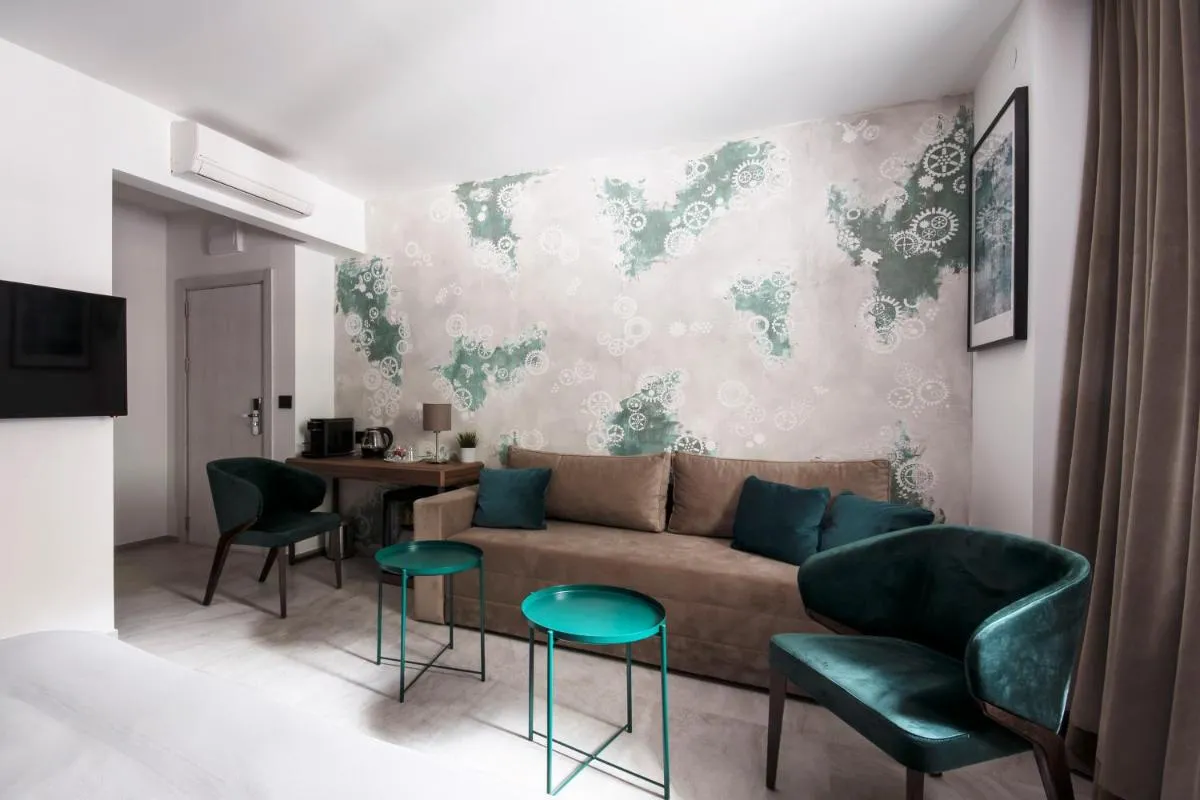 The Location Hotel — 3