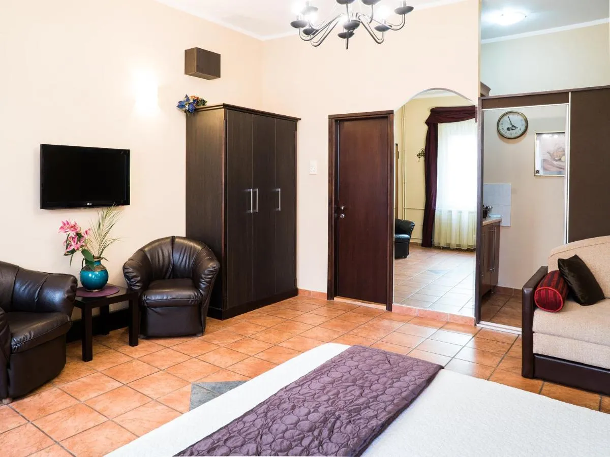 Verdi Apartment — 5
