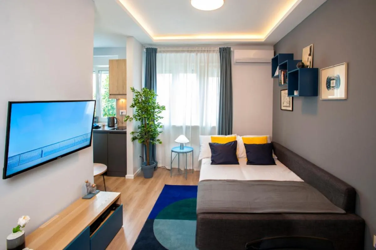 Victor Residence — 3