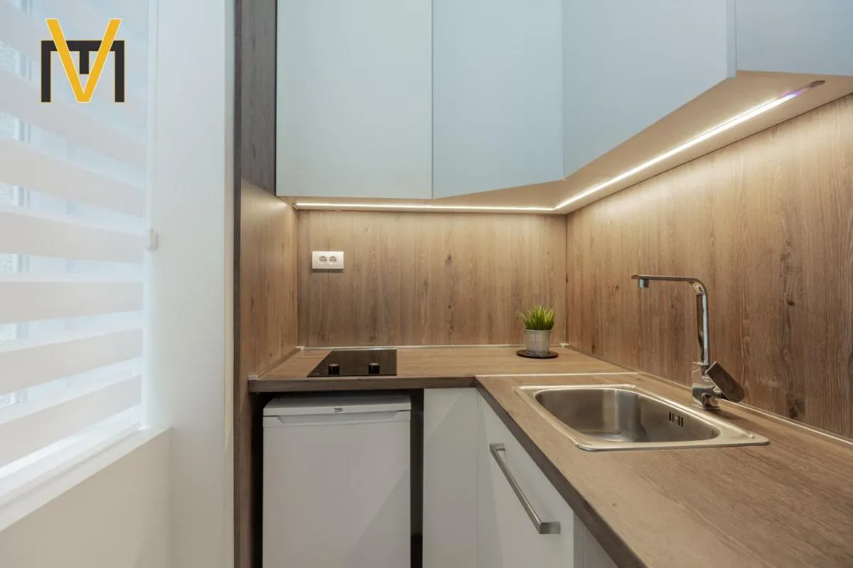 Viktor Luxury Suites — 4
