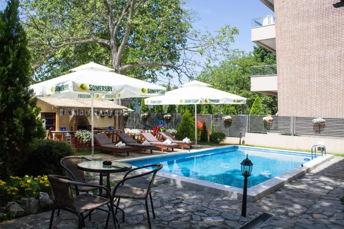 Villa Mystique — 4
