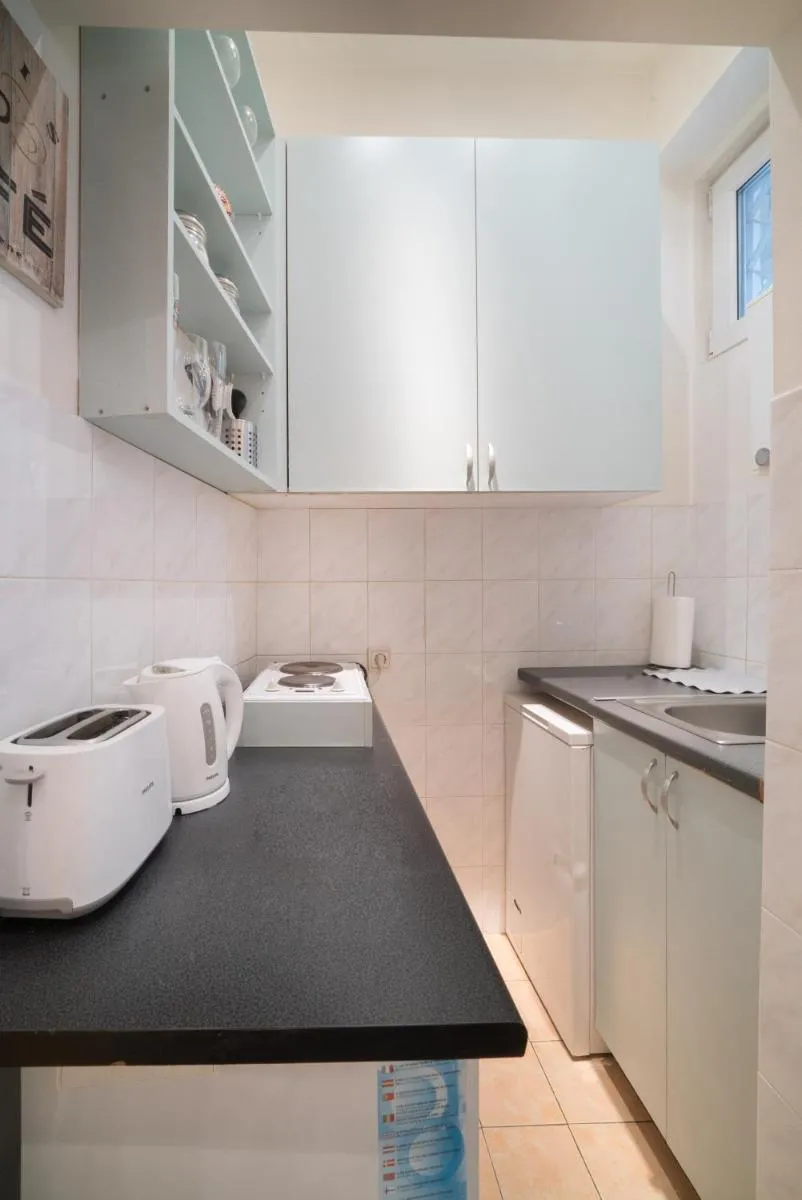 White Pearl Apartment — 4
