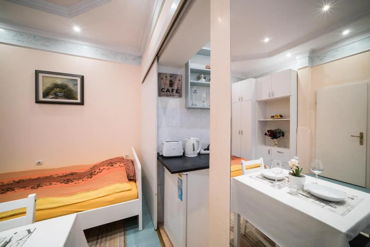 White Pearl Apartment — 3