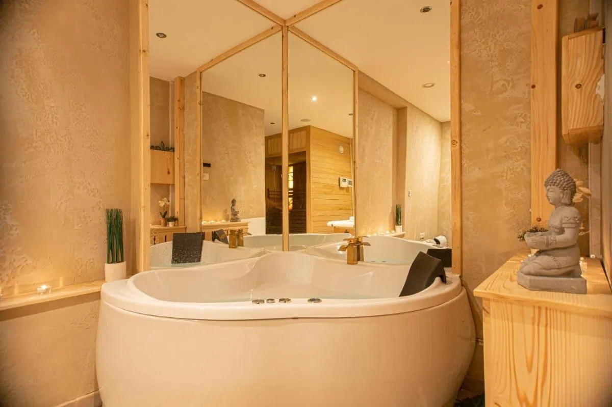Wolf Spa Apartment — 3