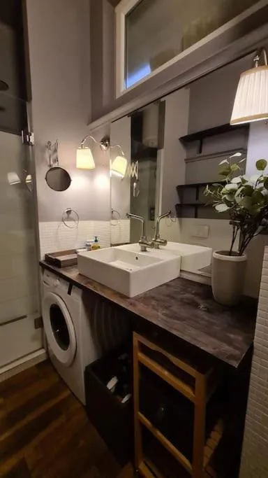 Your Royal 2 bedroom City Center Stay — 5