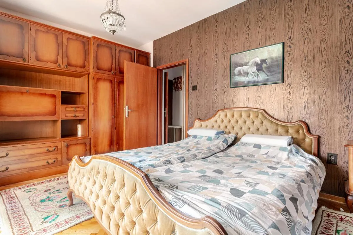 100 m2 Apartment in the Diplomatic Area — 2