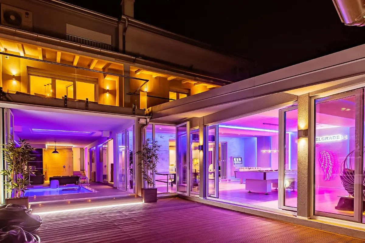 #1 Lux Villa with Pool, Gameroom, Spa, Zen Yard #Free airpot transport# — 2