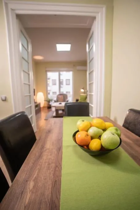 3 BDR for 6 CENTER CLOSE TO NATIONAL MUSEUM — 5