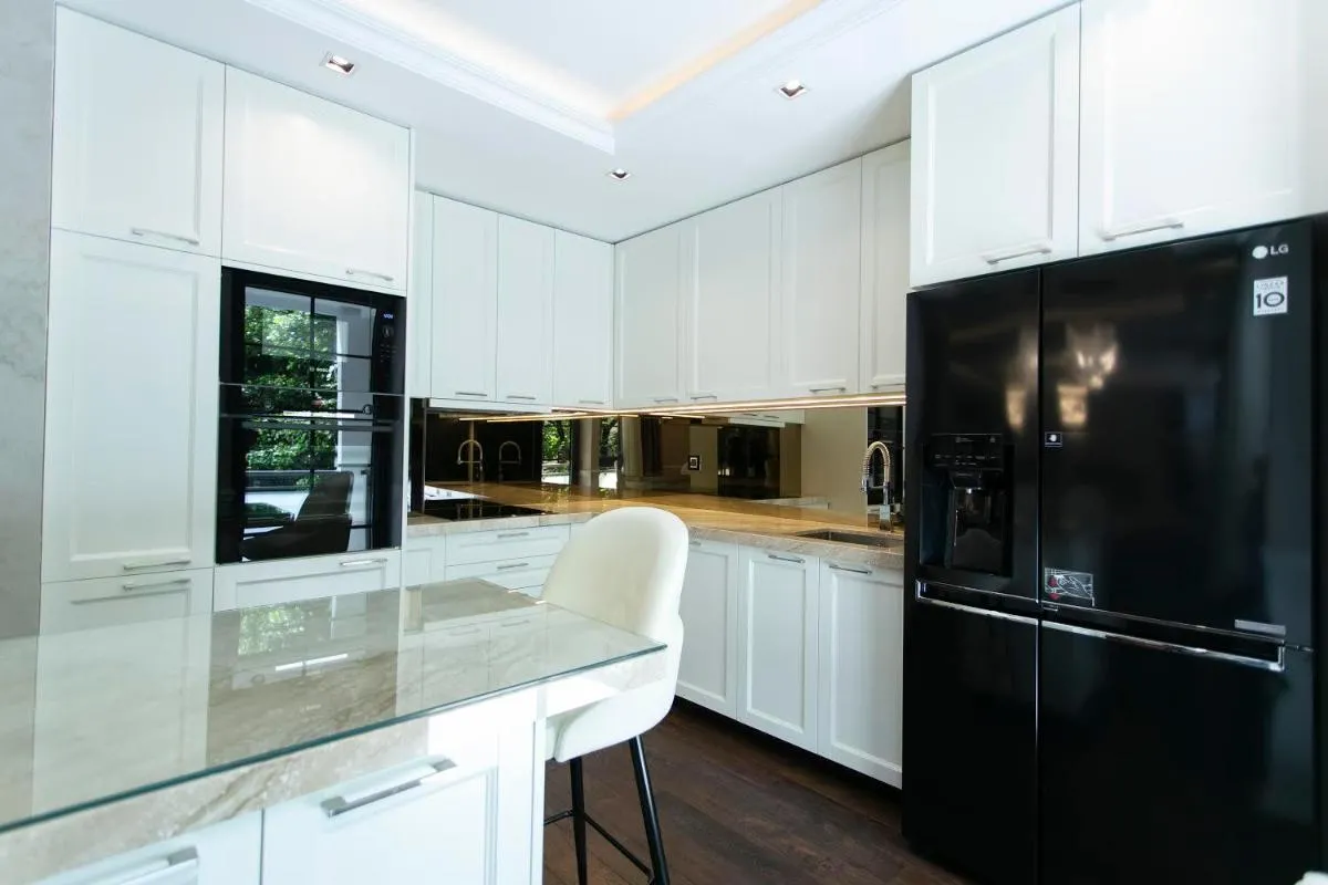 A True Touch of Luxury — 4