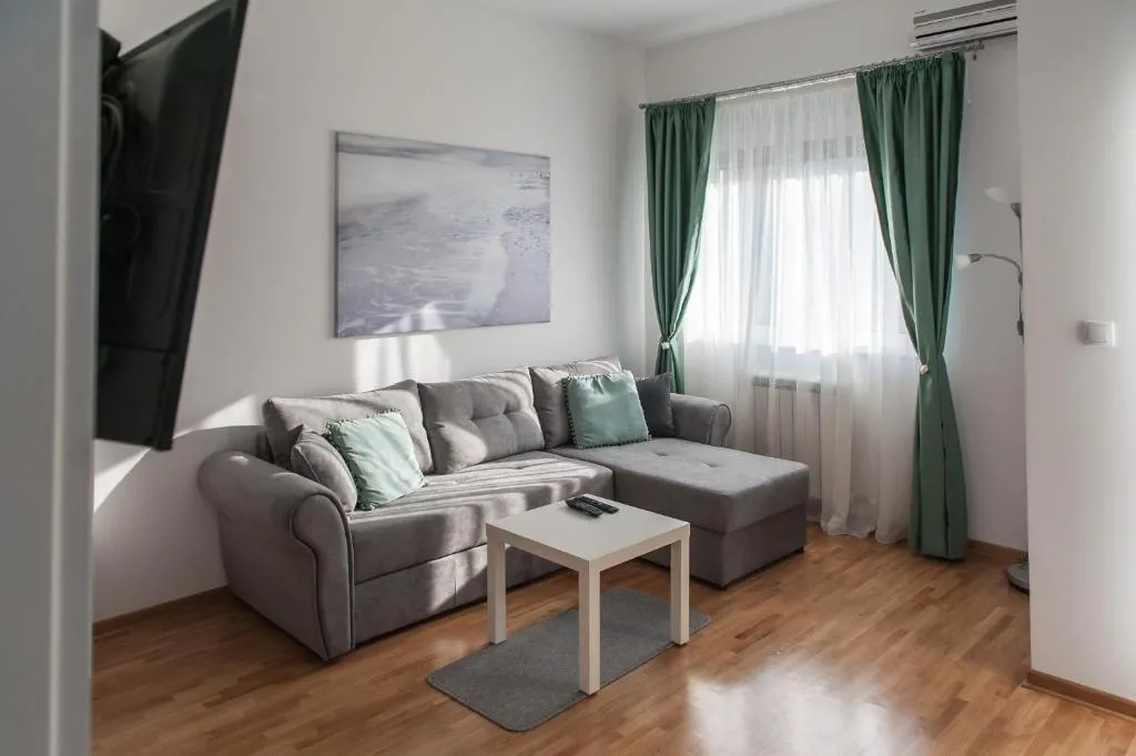 Apartment Ada