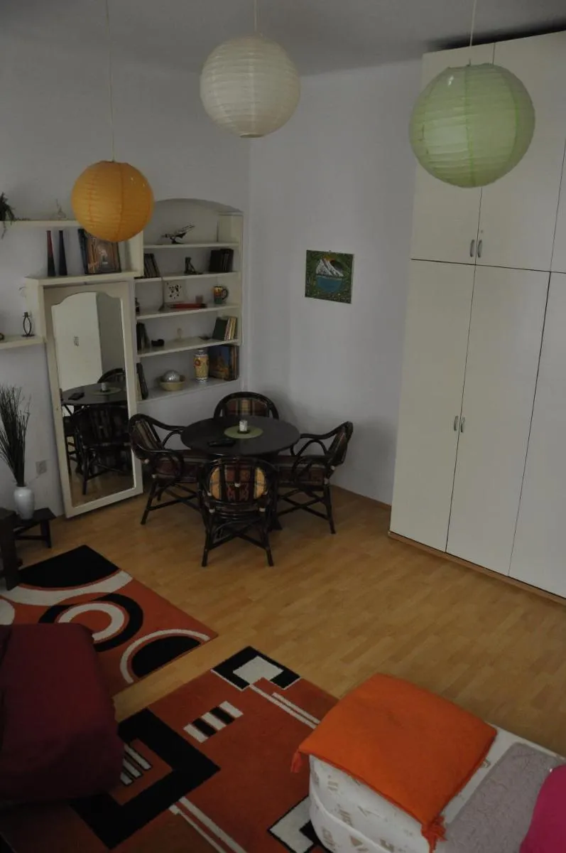 Apartment Angie — 5