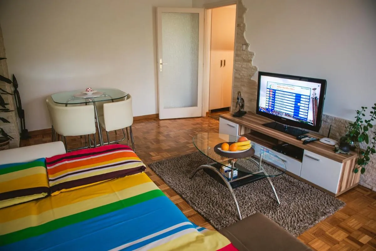 Apartment Arena White — 5