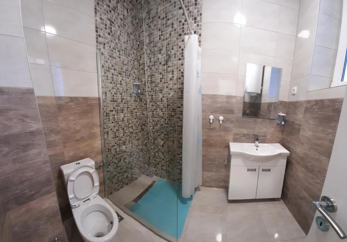 Apartment Artistika, Paid parking off-site, Mandatory Reservation — 2