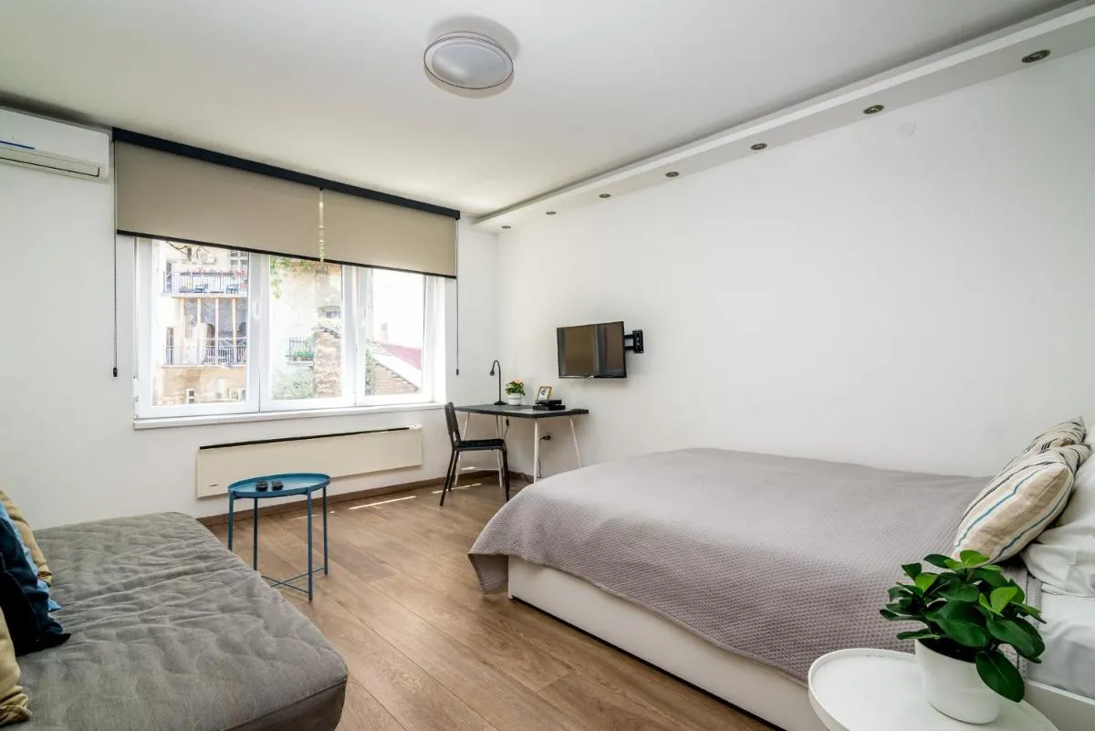 Apartment Enigma — 2