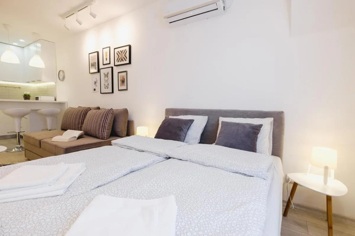 Apartment Hana Lux — 2