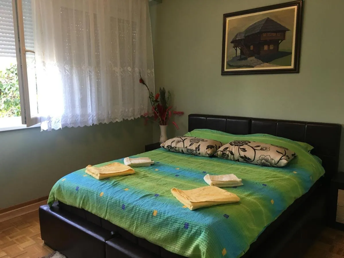 Apartment Milos — 2