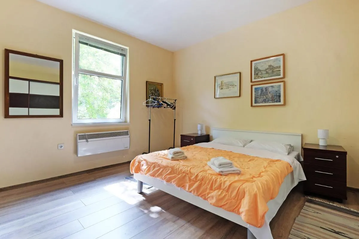 Apartment Paradise Sunny Home — 2
